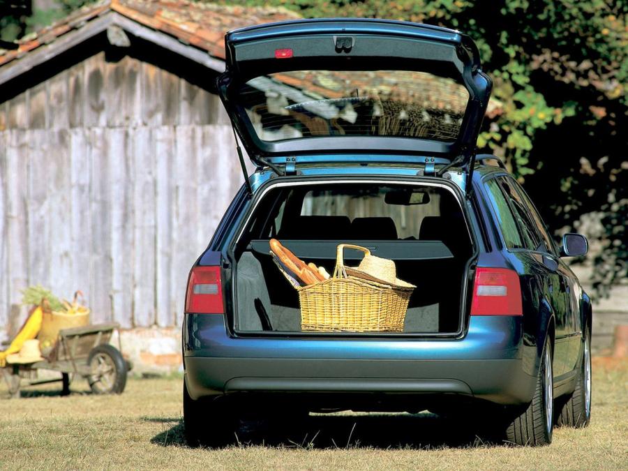 Багажник Audi A6 2.4 Avant (4B, C5) 1998 года  (фото 14 из 17)